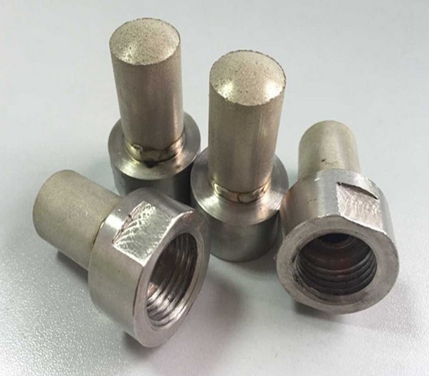 Sintered metal tube type aerator, miniature titanium powder sintering aerator