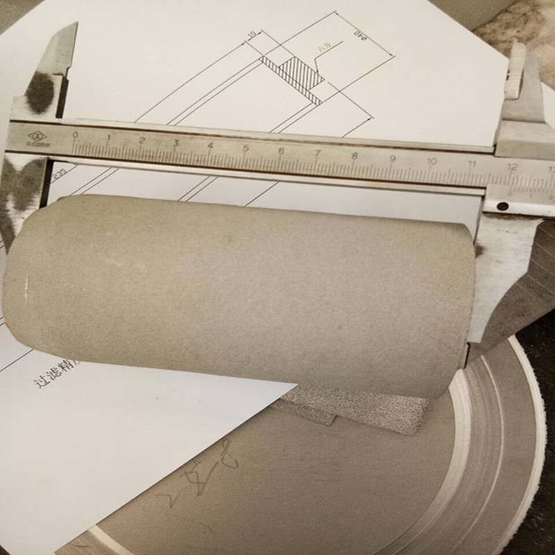  Stainless Steel Cylindrical Sintered Filter Element OD70*3*L120