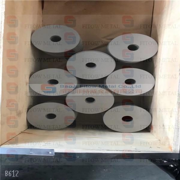 Micron pure titanium powder sintered porous metal filter disc for gas chamber diffusers 